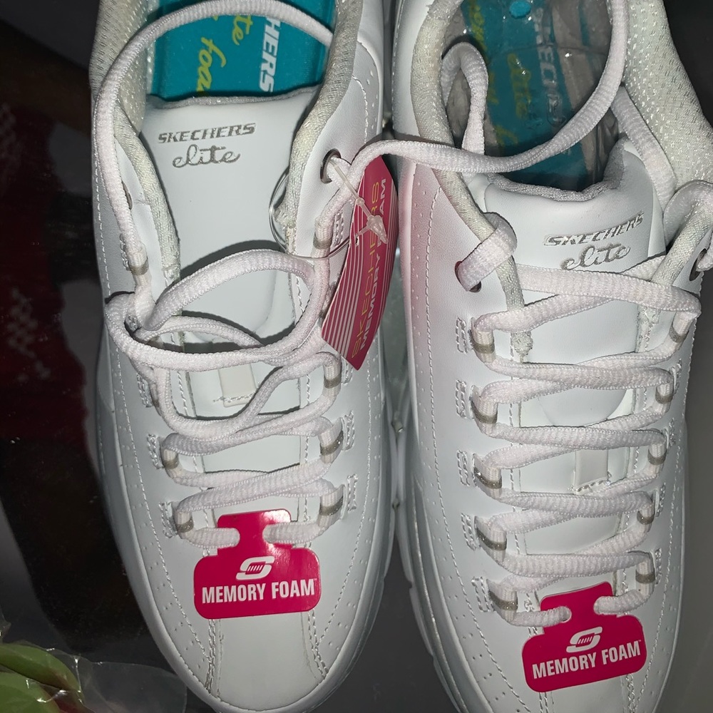 Skecher Sneaker - Picture 7 of 7